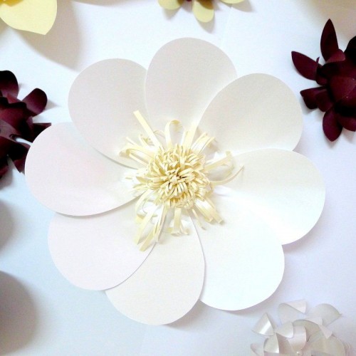 Бумажный цветок "Ромашка"
